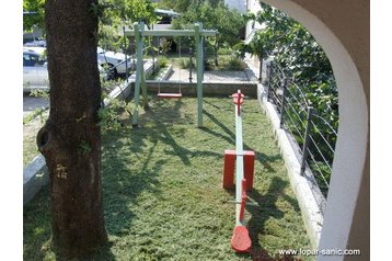 Pension de famille Lopar 7